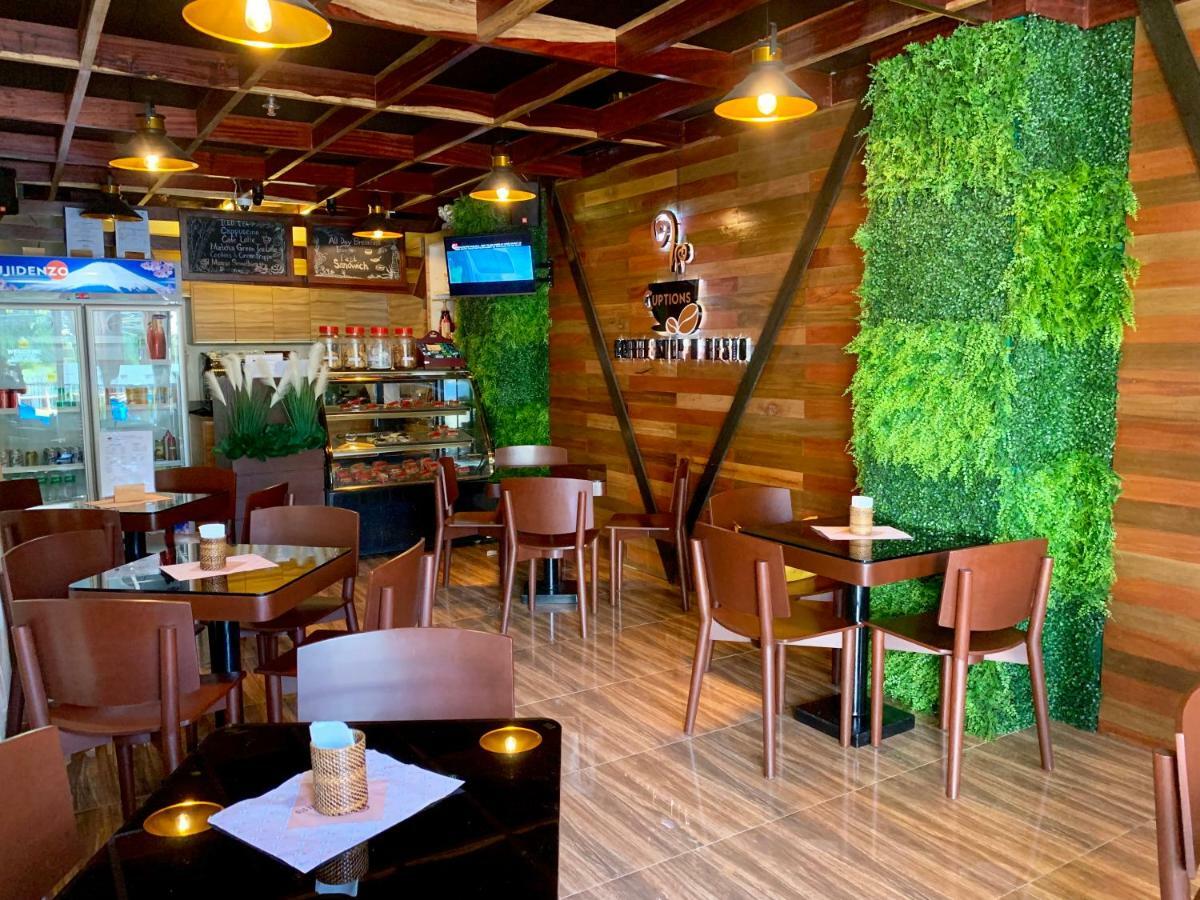 Davao Persimmon Suites Εξωτερικό φωτογραφία
